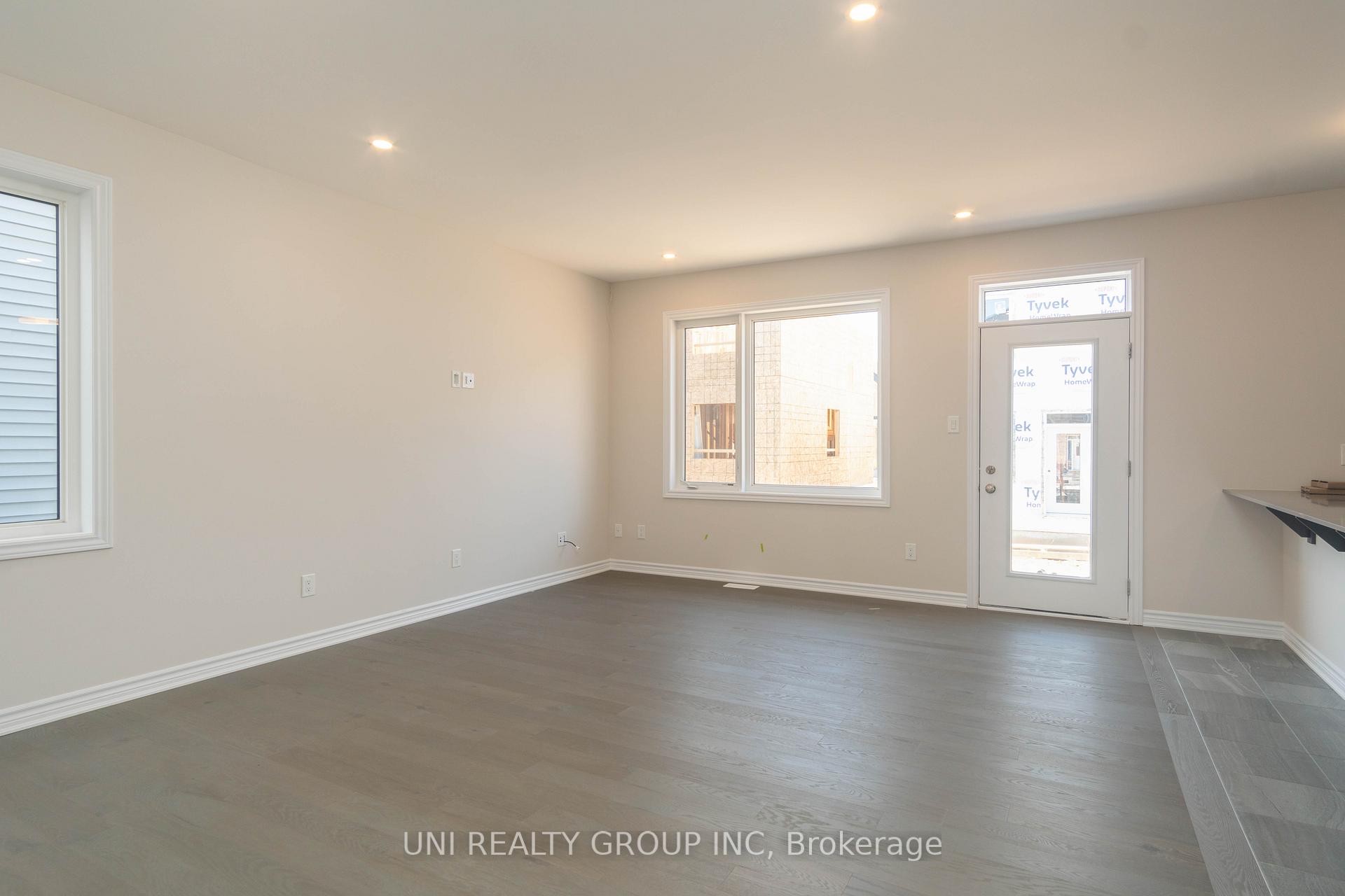 Photo 5 of 246 Surface Lane, Ottawa, Barrhaven - Half Moon Bay — HOMEH