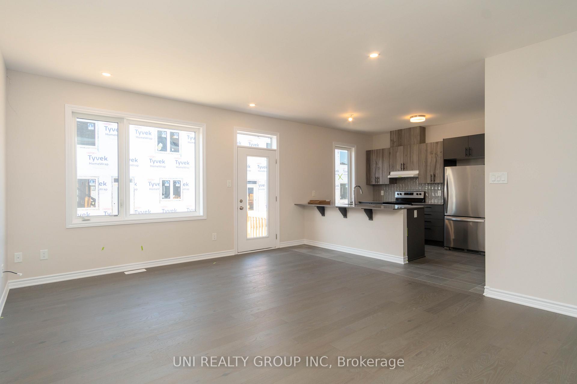 Photo 7 of 246 Surface Lane, Ottawa, Barrhaven - Half Moon Bay — HOMEH