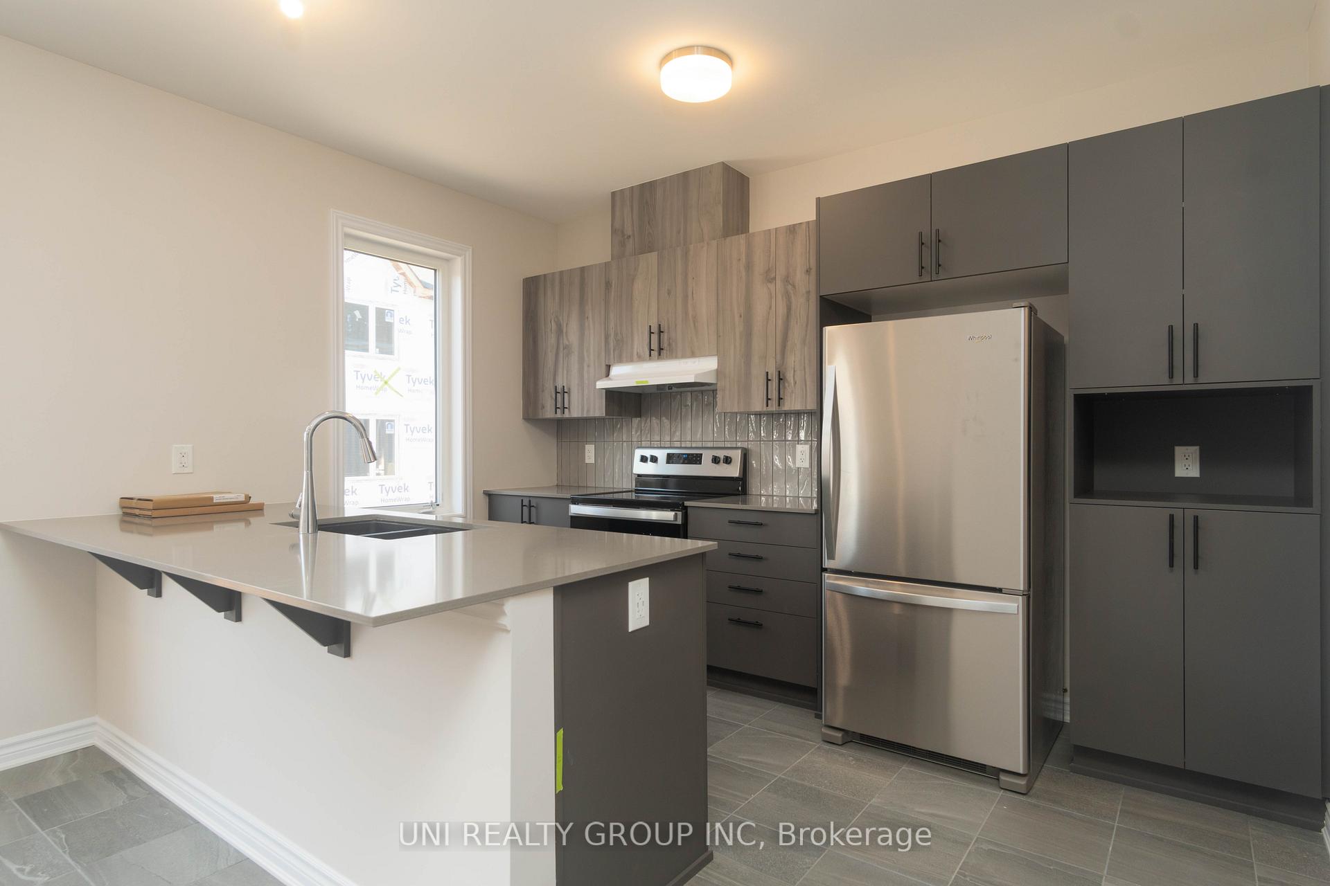 Photo 13 of 246 Surface Lane, Ottawa, Barrhaven - Half Moon Bay — HOMEH