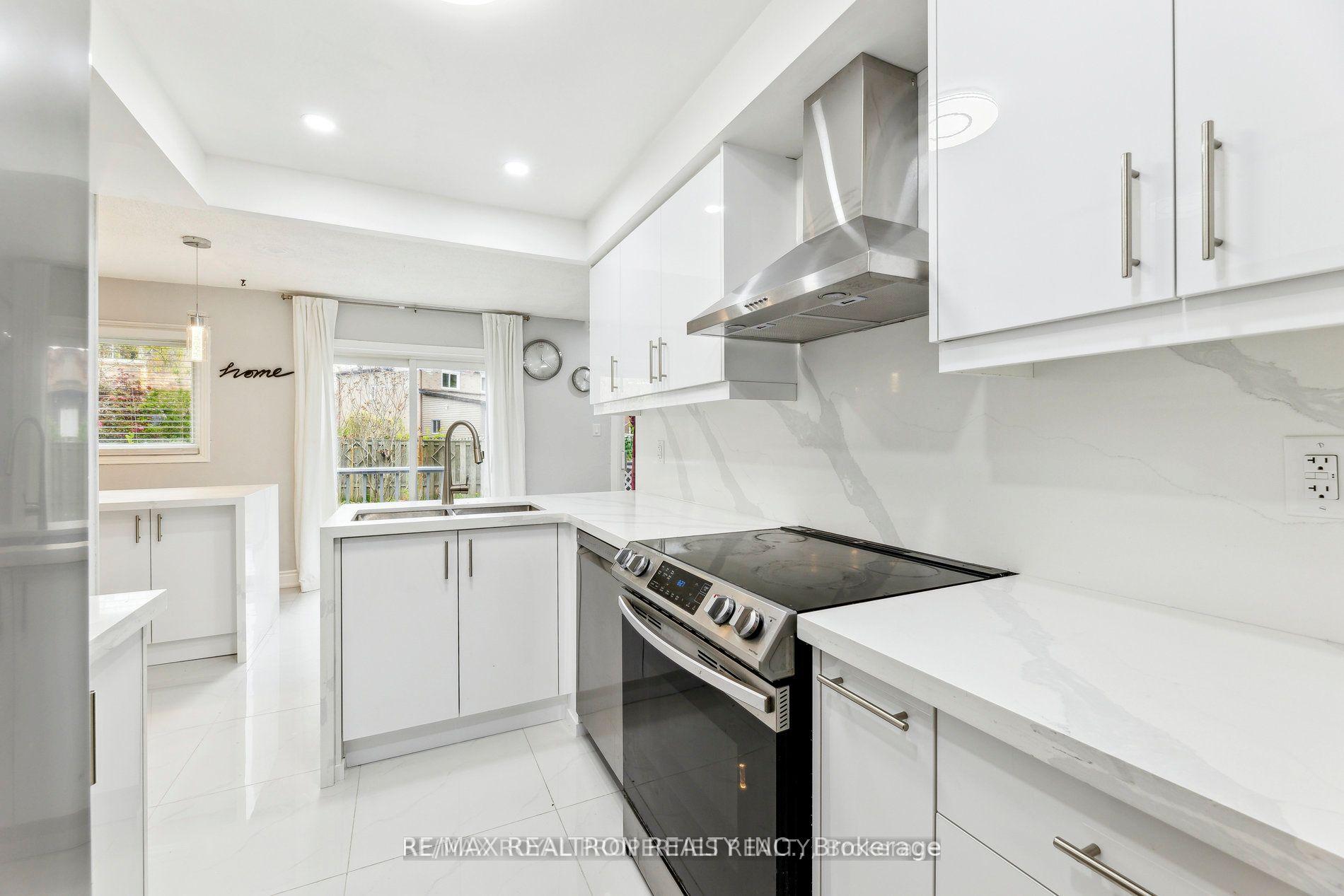 Photo 13 of 38 Ravenscroft Road, Ajax, Central West — HOMEH