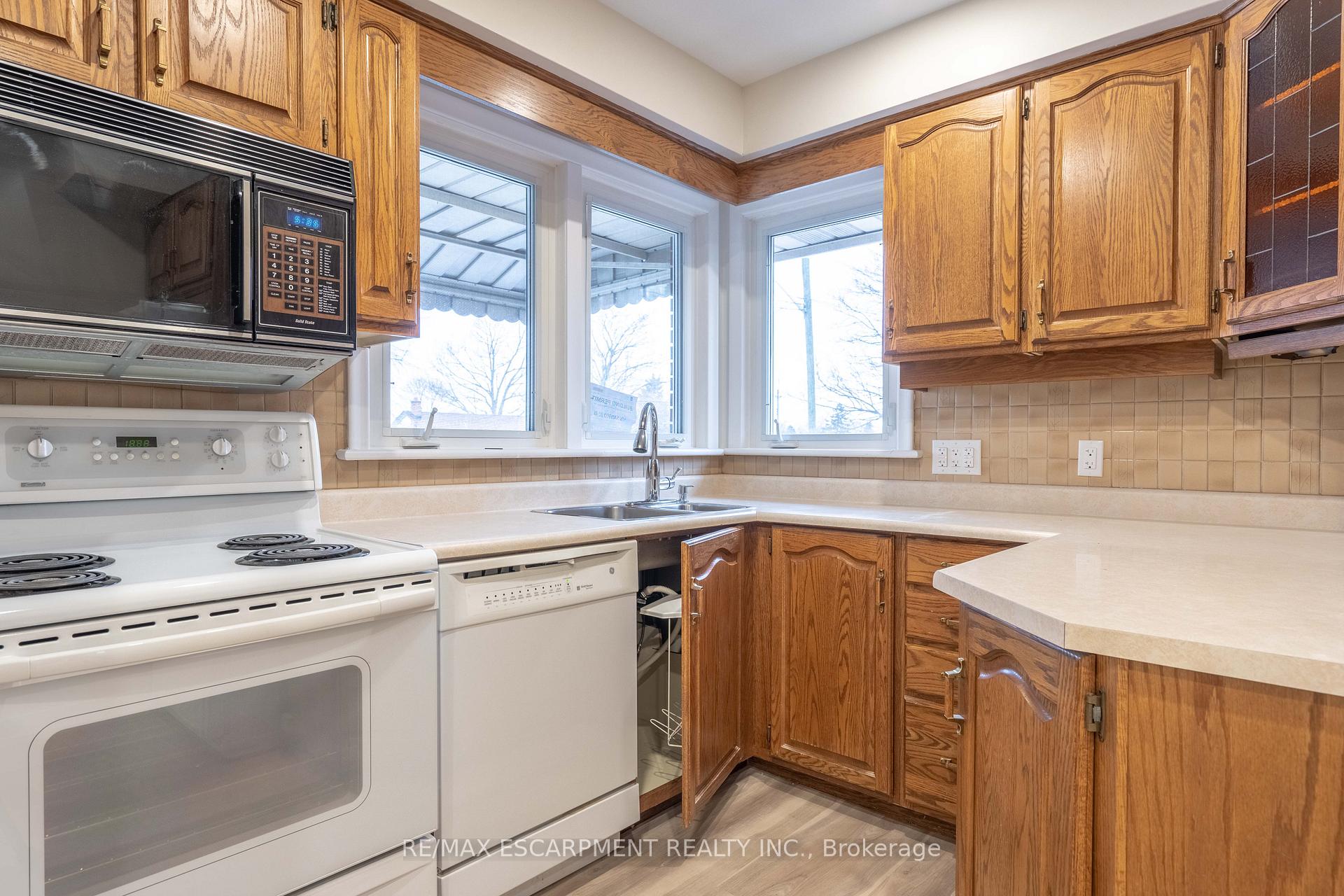 Photo 17 of 9 West 22ND Street, Hamilton, Westcliffe — HOMEH