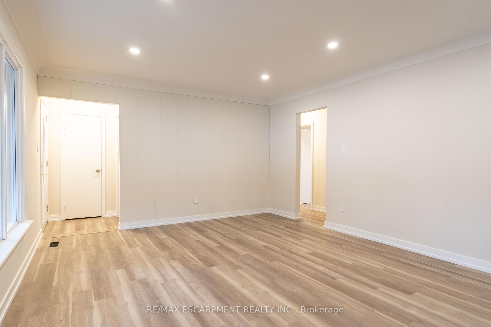 Photo 20 of 9 West 22ND Street, Hamilton, Westcliffe — HOMEH