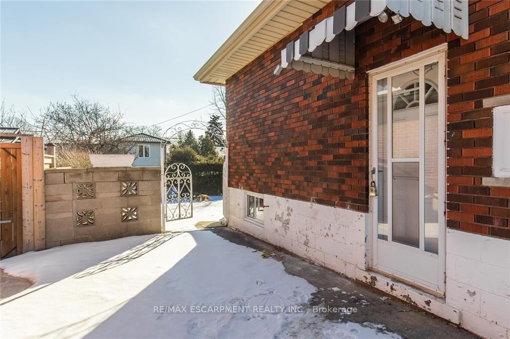 Photo 5 of 9 West 22ND Street, Hamilton, Westcliffe — HOMEH