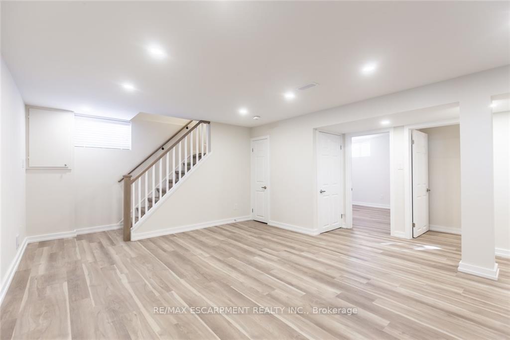 Photo 8 of 9 West 22ND Street, Hamilton, Westcliffe — HOMEH