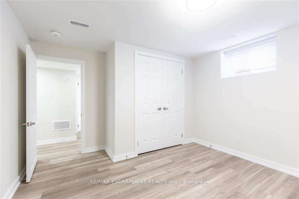Photo 10 of 9 West 22ND Street, Hamilton, Westcliffe — HOMEH