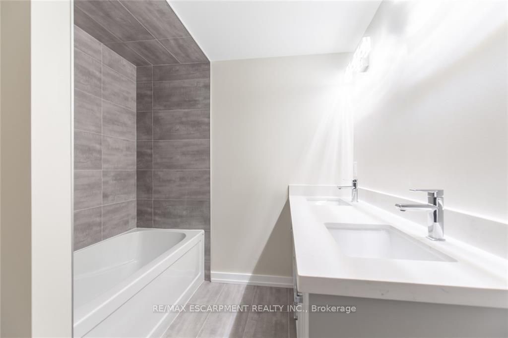 Photo 14 of 9 West 22ND Street, Hamilton, Westcliffe — HOMEH