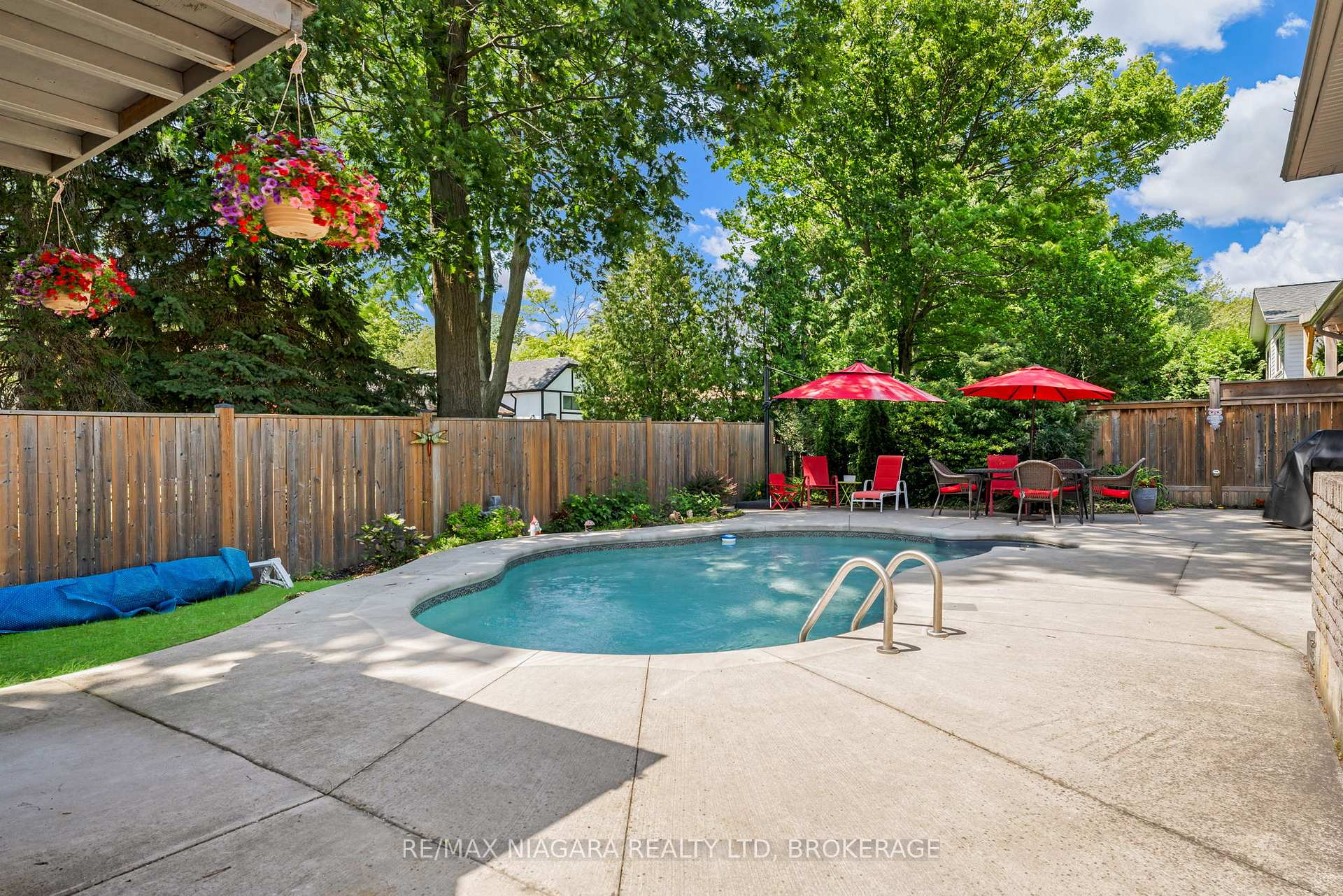 Photo 27 of 2581 Lepp Avenue, Niagara Falls, Stamford — HOMEH
