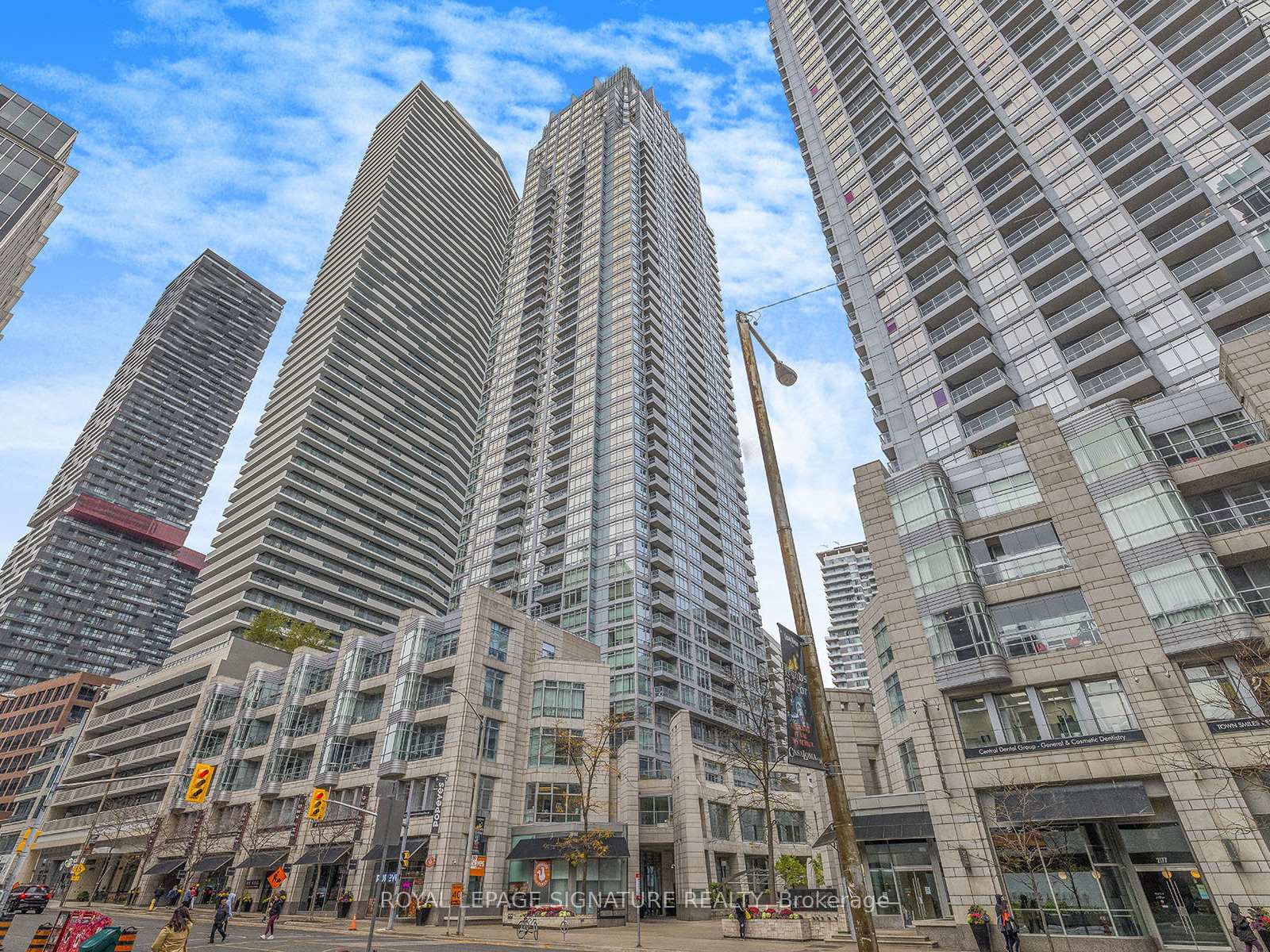 Photo 1 of Unit 1203, 2191 Yonge Street, Toronto, Mount Pleasant West — HOMEH