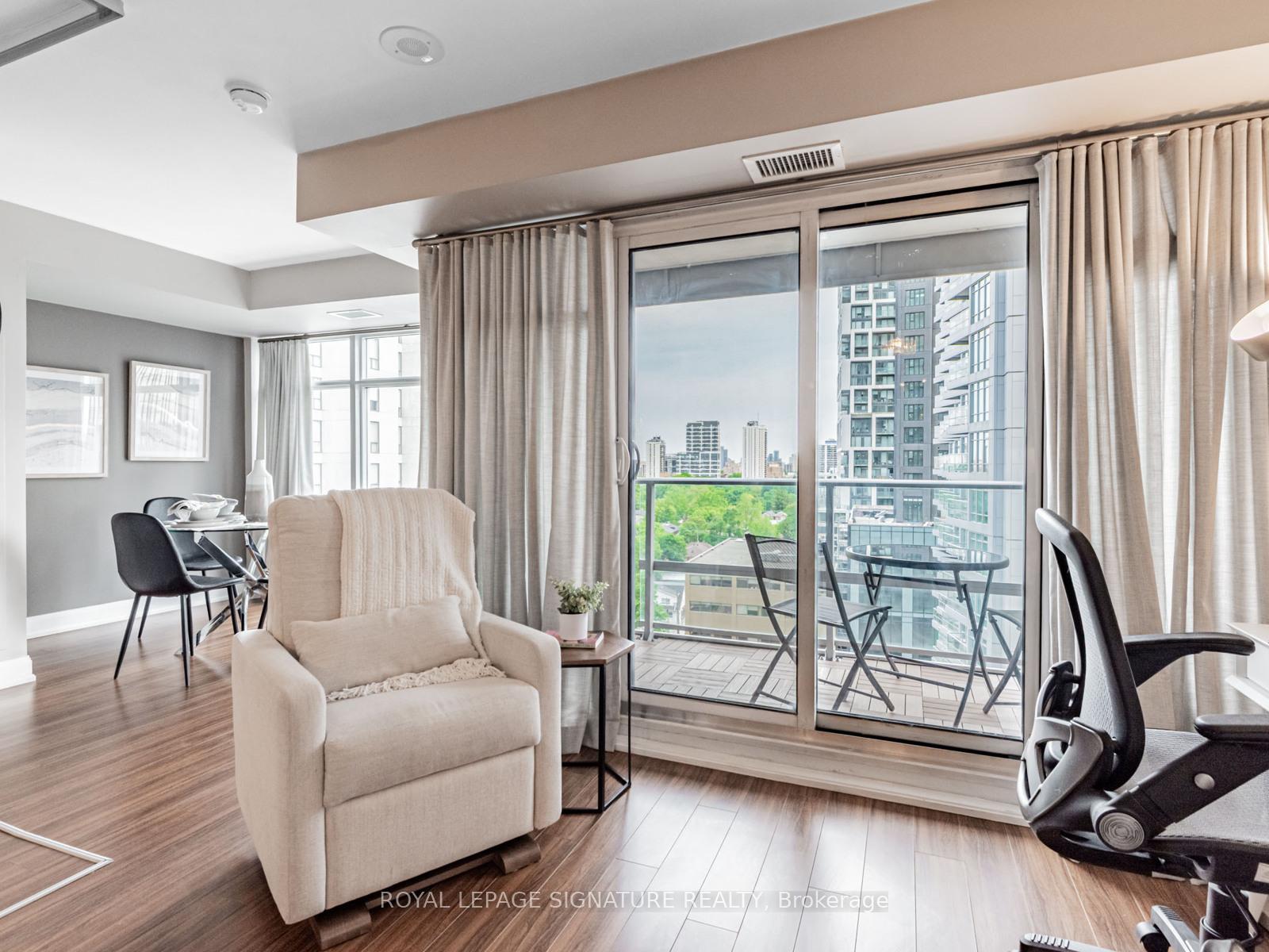 Photo 6 of Unit 1203, 2191 Yonge Street, Toronto, Mount Pleasant West — HOMEH