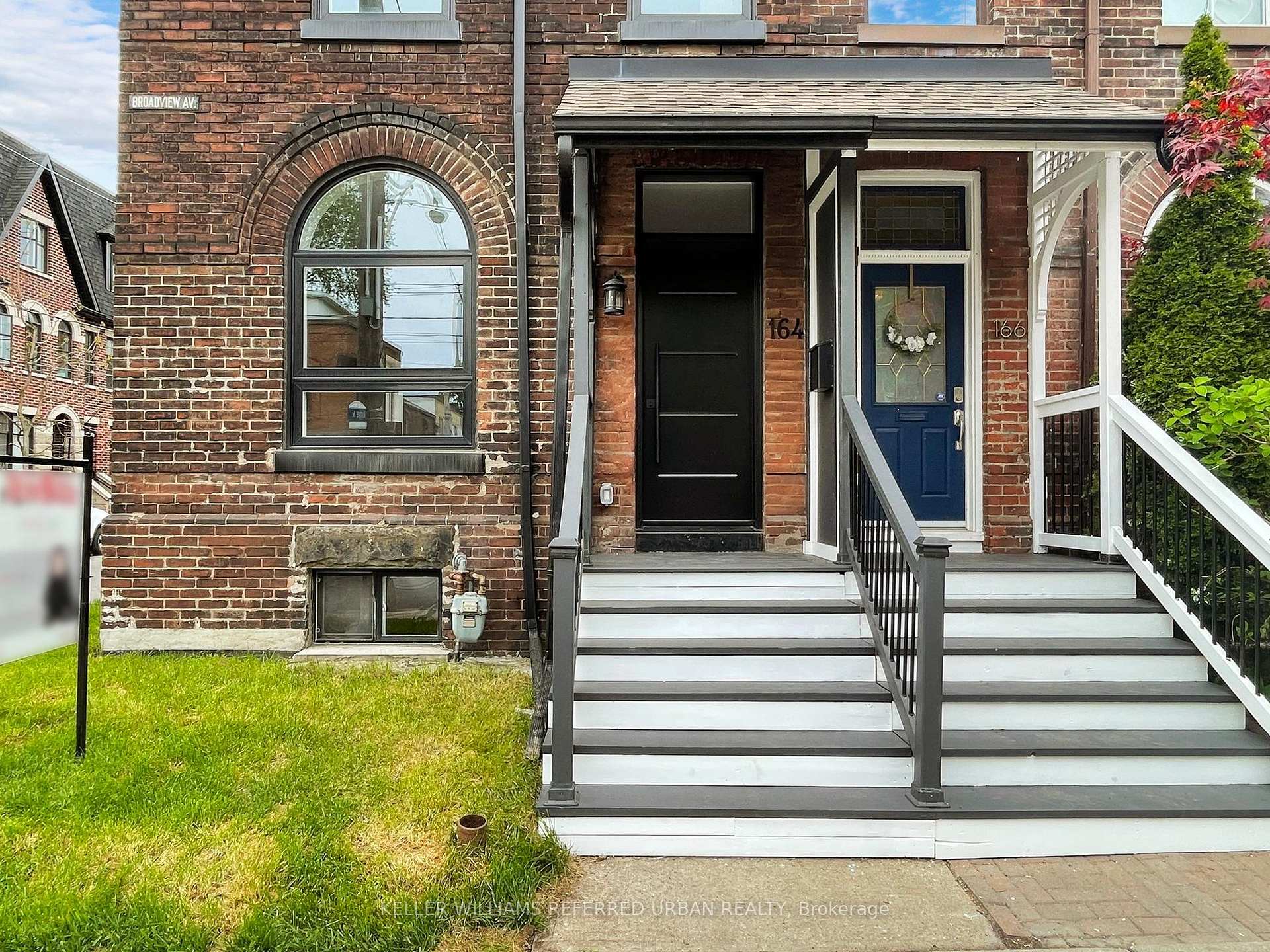 Front of 164 Broadview Avenue