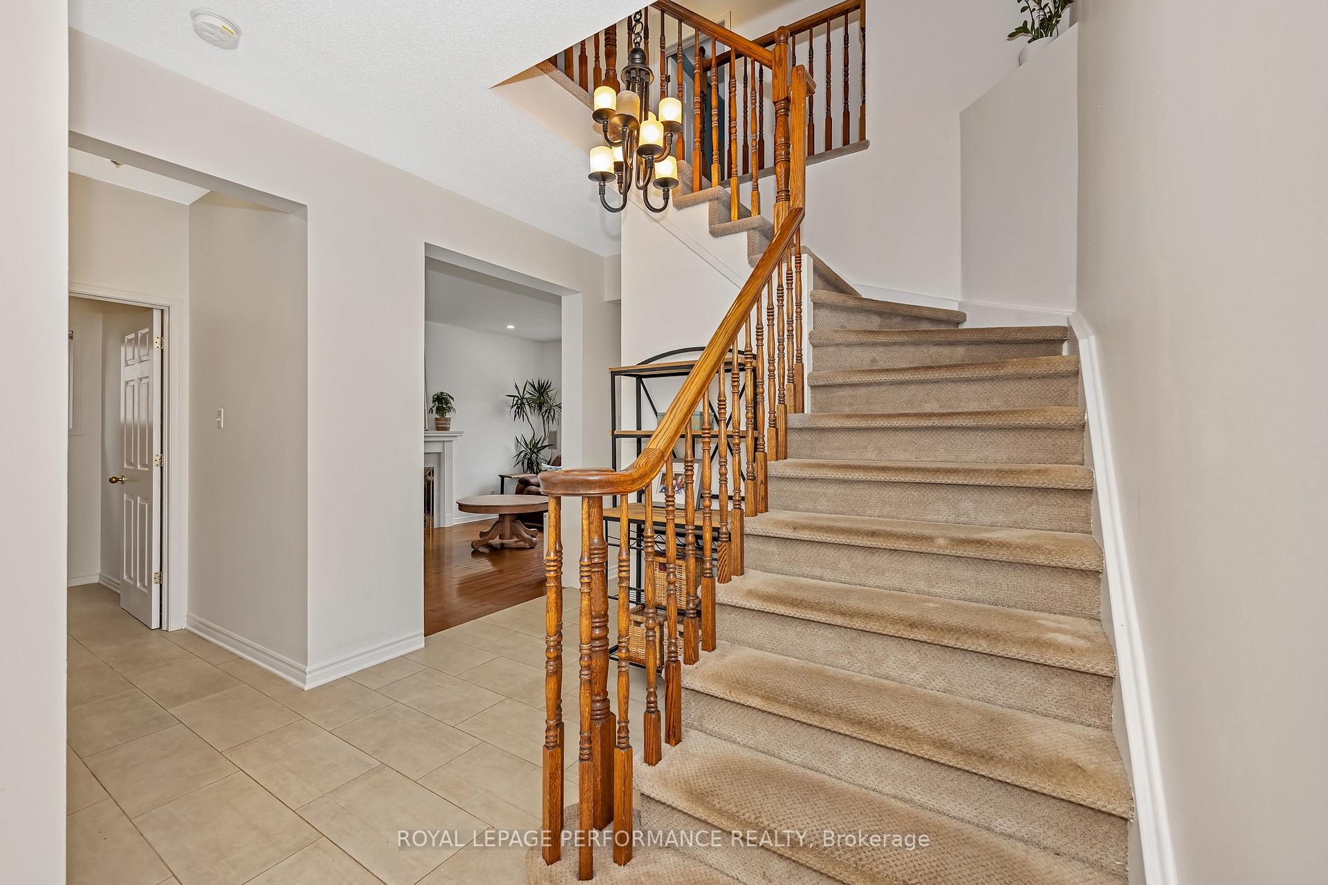 Photo 16 of 1563 Winterport Way, Ottawa, Fallingbrook/Pineridge — HOMEH