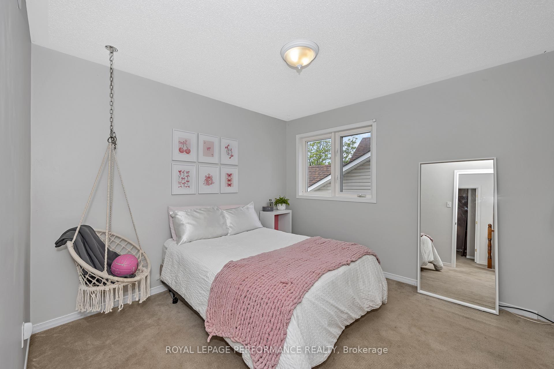 Photo 14 of 1563 Winterport Way, Ottawa, Fallingbrook/Pineridge — HOMEH