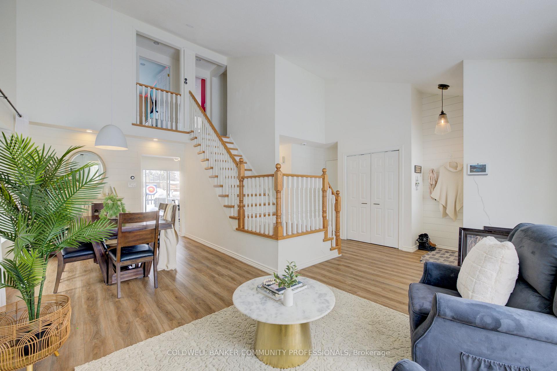 Photo 8 of 20 Ventura Drive, Hamilton, Stoney Creek Mountain — HOMEH