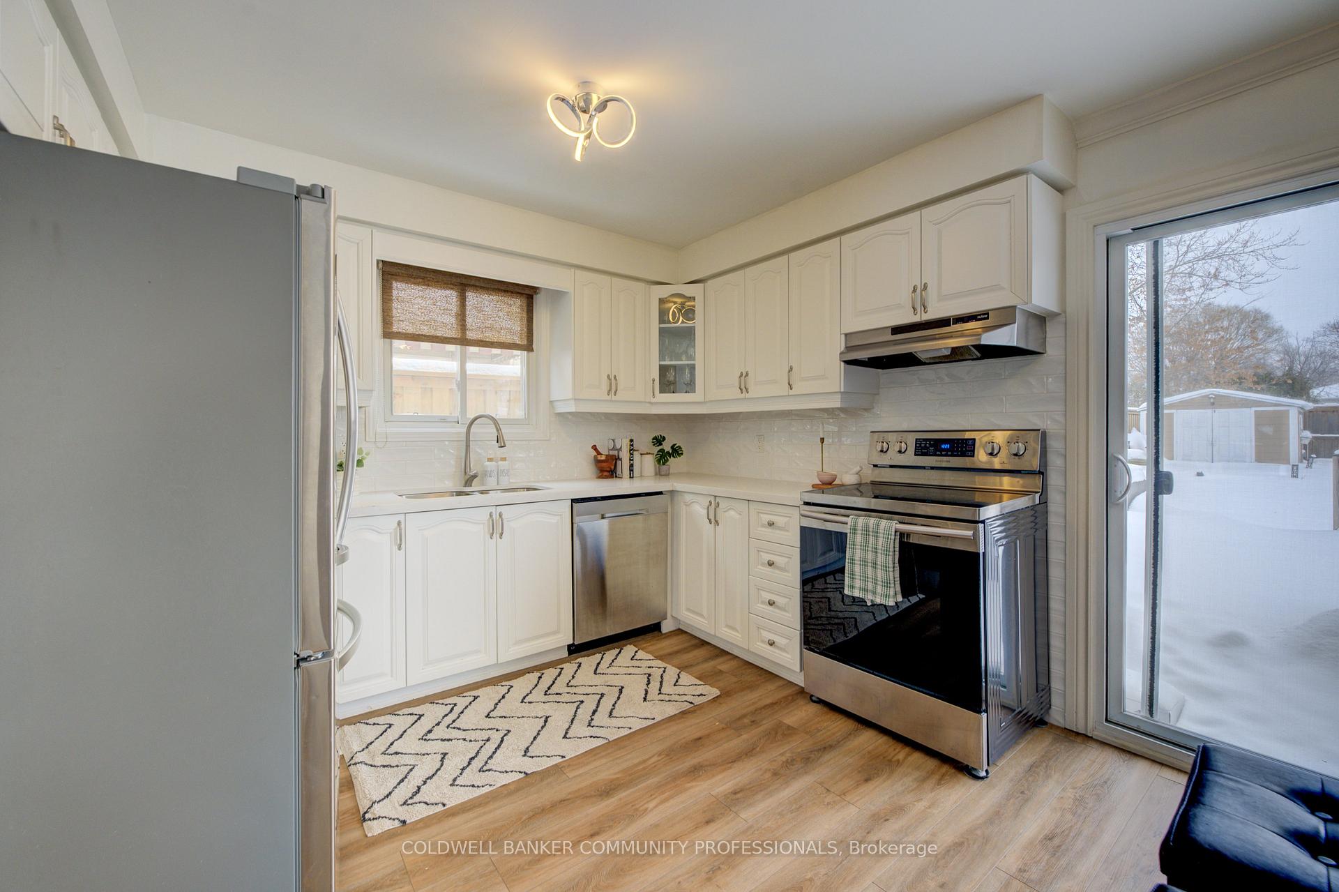 Photo 14 of 20 Ventura Drive, Hamilton, Stoney Creek Mountain — HOMEH