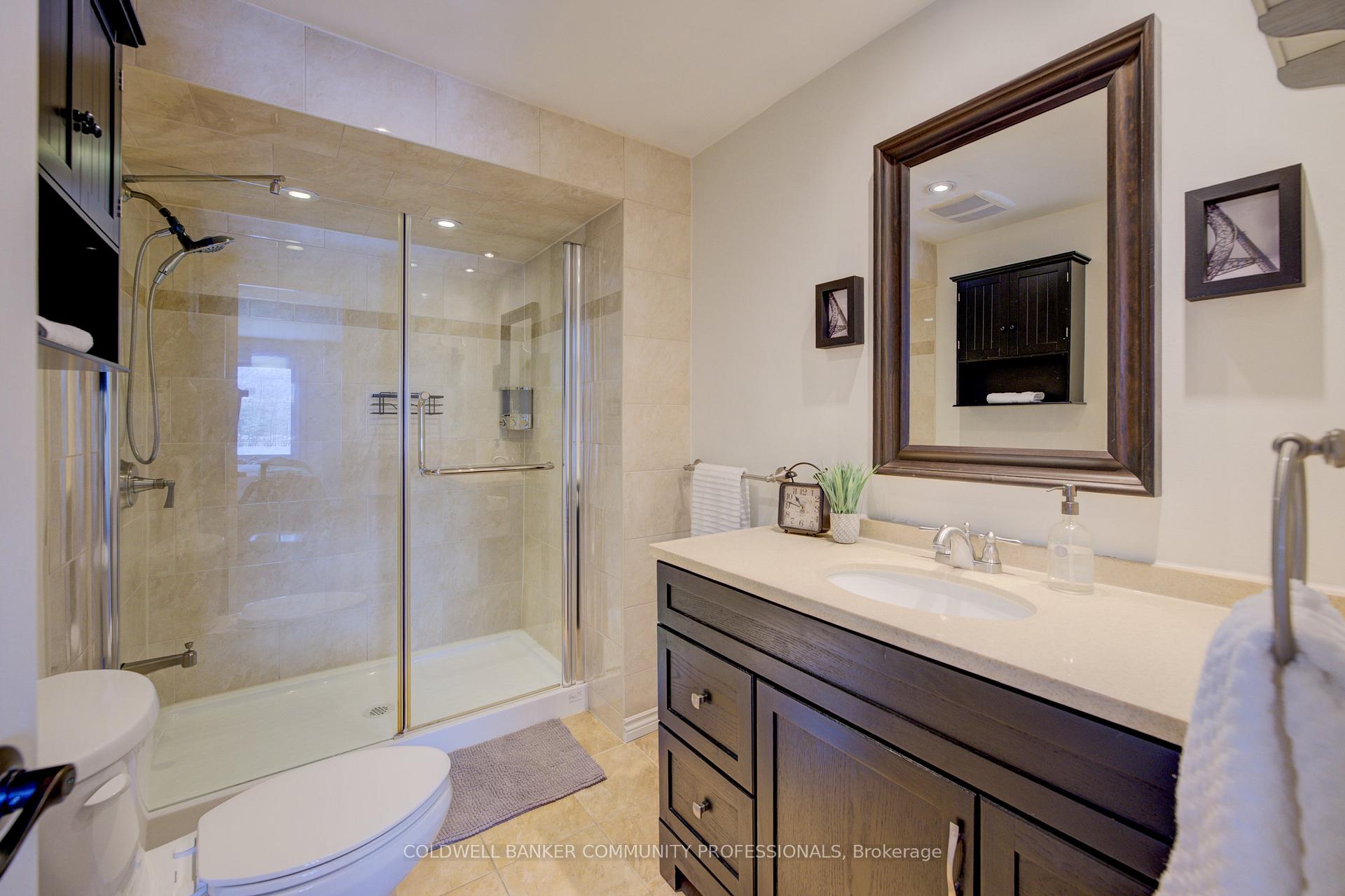 Photo 33 of 20 Ventura Drive, Hamilton, Stoney Creek Mountain — HOMEH