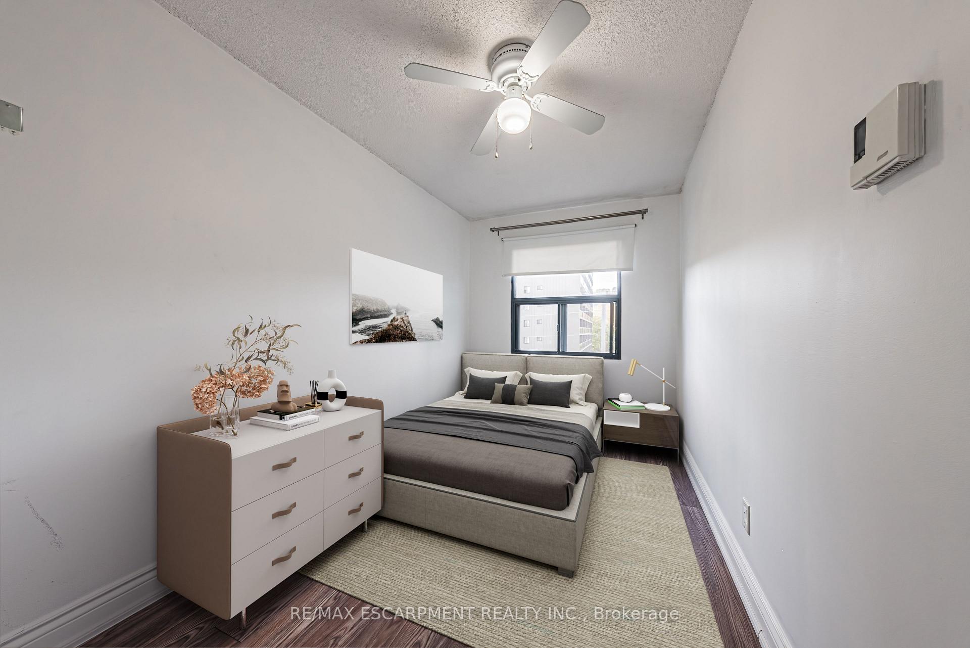 Photo 5 of Unit 504, 175 Hunter Street E, Hamilton, Corktown — HOMEH