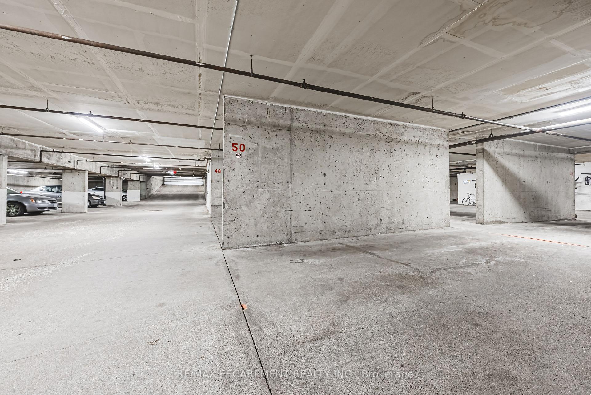Photo 15 of Unit 504, 175 Hunter Street E, Hamilton, Corktown — HOMEH