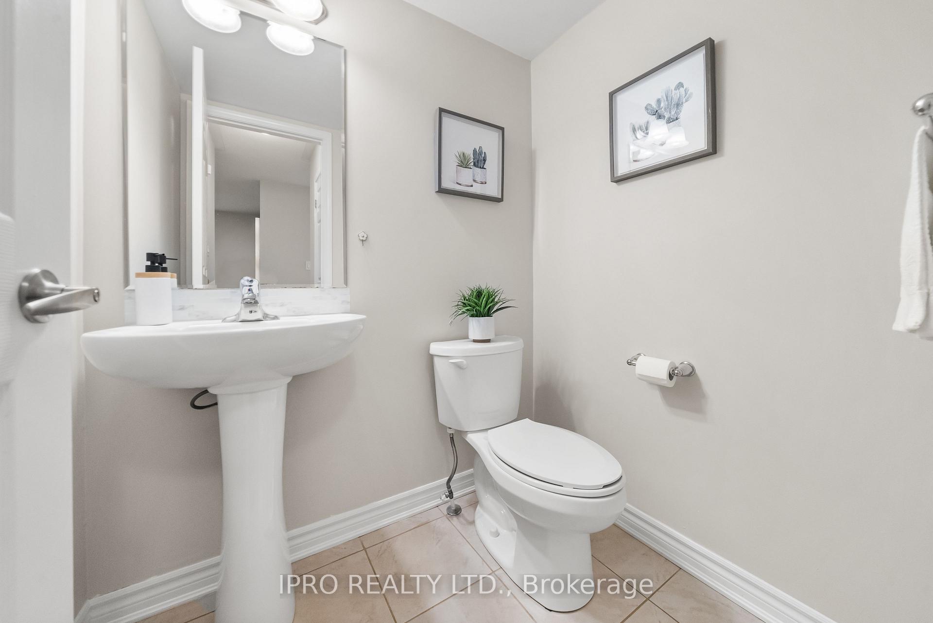 Photo 9 of 70 Fenchurch Drive, Brampton, Northwest Brampton — HOMEH