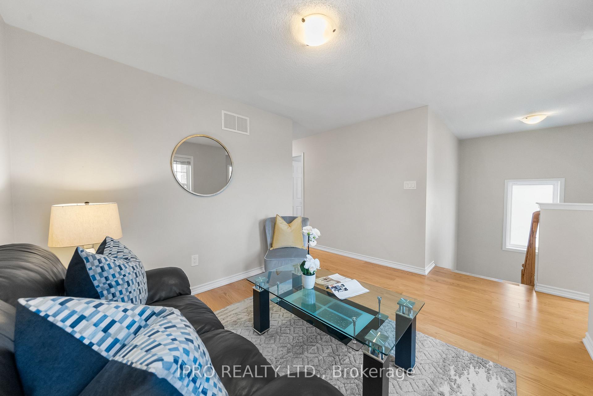 Photo 21 of 70 Fenchurch Drive, Brampton, Northwest Brampton — HOMEH
