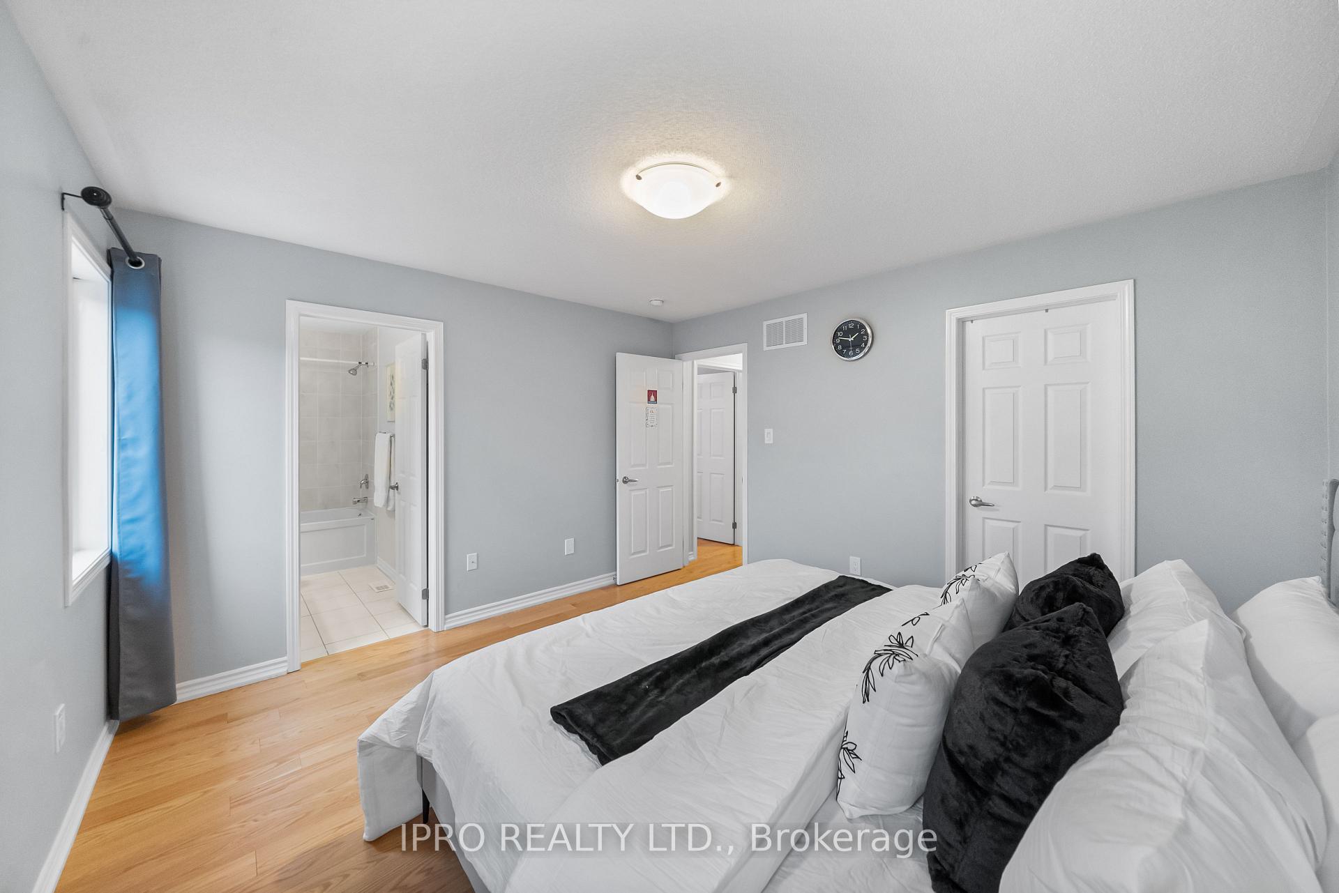 Photo 33 of 70 Fenchurch Drive, Brampton, Northwest Brampton — HOMEH