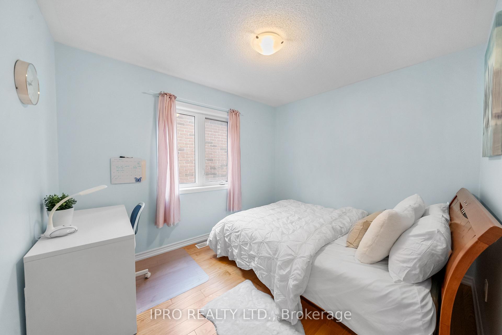 Photo 23 of 70 Fenchurch Drive, Brampton, Northwest Brampton — HOMEH