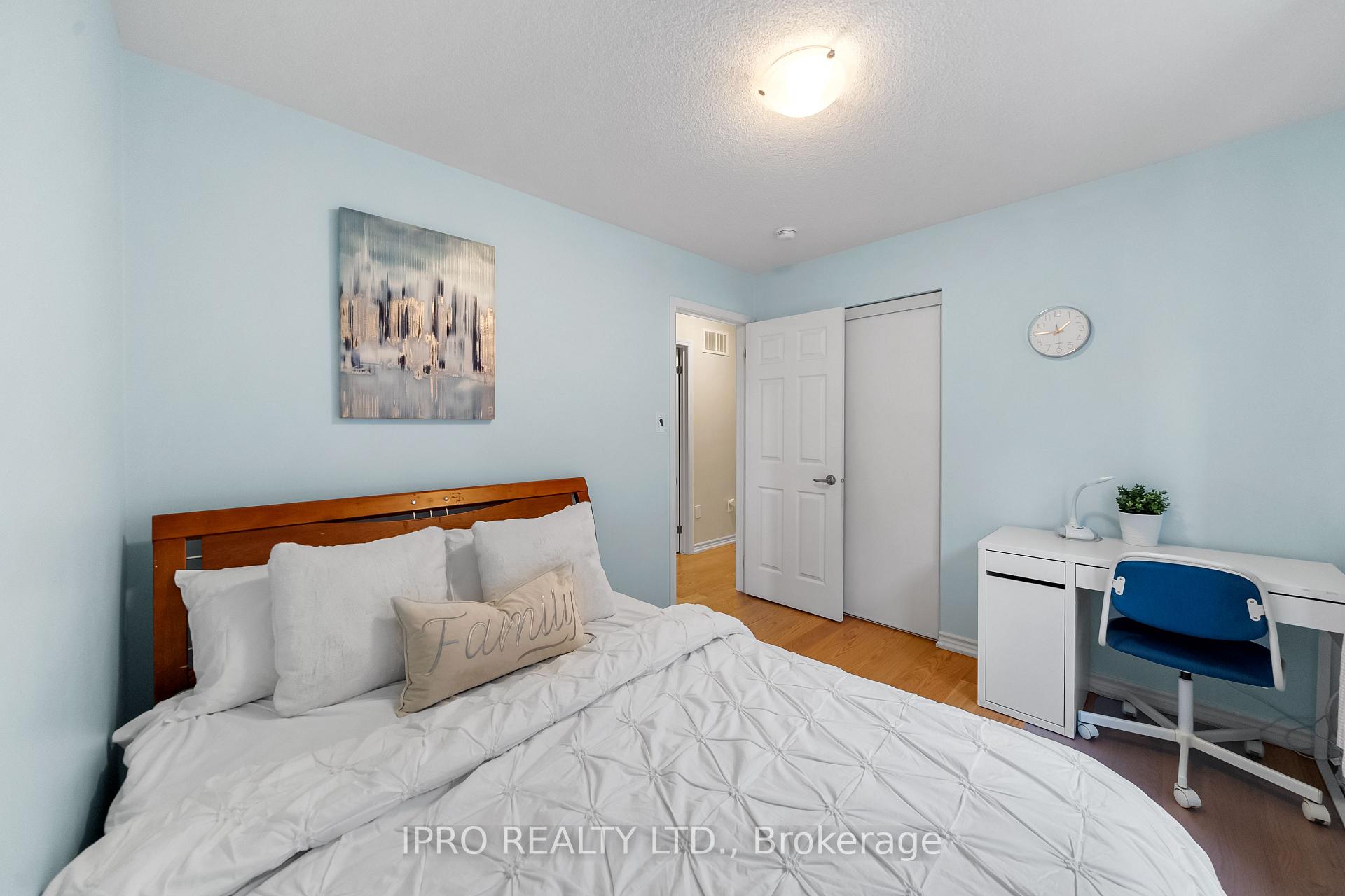 Photo 40 of 70 Fenchurch Drive, Brampton, Northwest Brampton — HOMEH