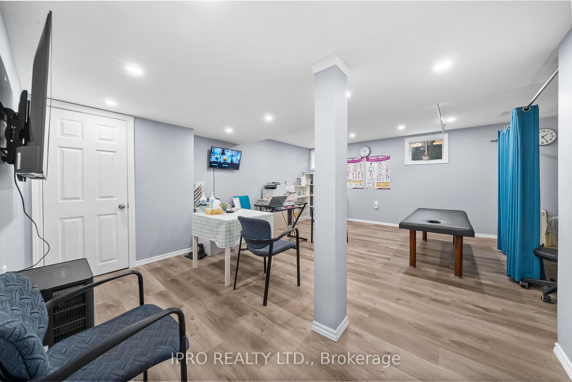 Photo 36 of 70 Fenchurch Drive, Brampton, Northwest Brampton — HOMEH