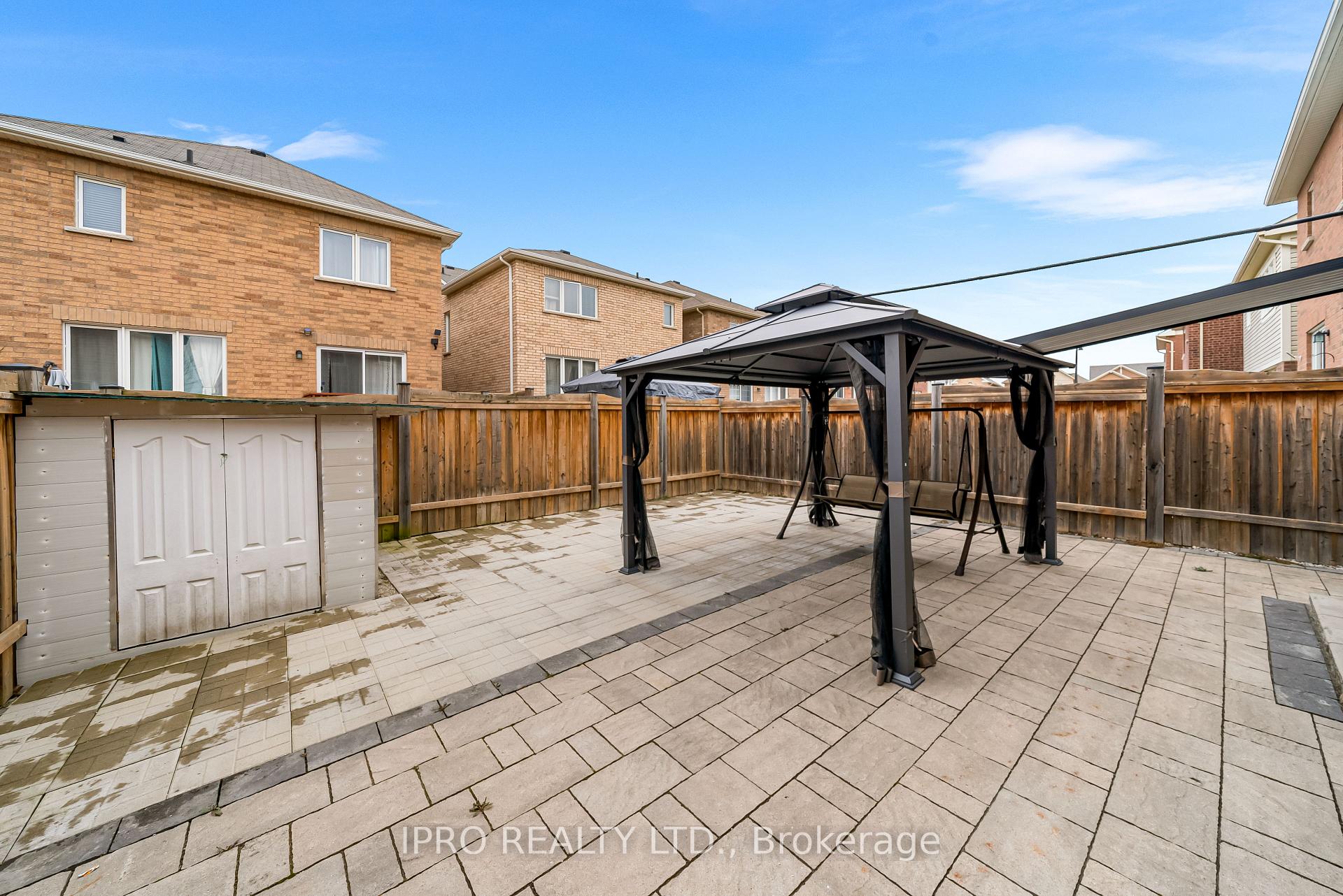 Photo 46 of 70 Fenchurch Drive, Brampton, Northwest Brampton — HOMEH
