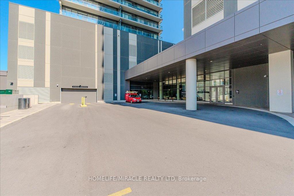 Photo 3 of Unit 1406, 15 Glebe Street, Cambridge — HOMEH