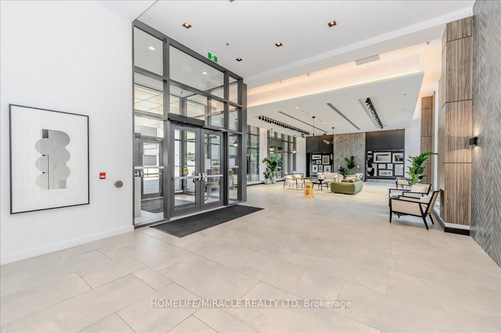 Photo 6 of Unit 1406, 15 Glebe Street, Cambridge — HOMEH