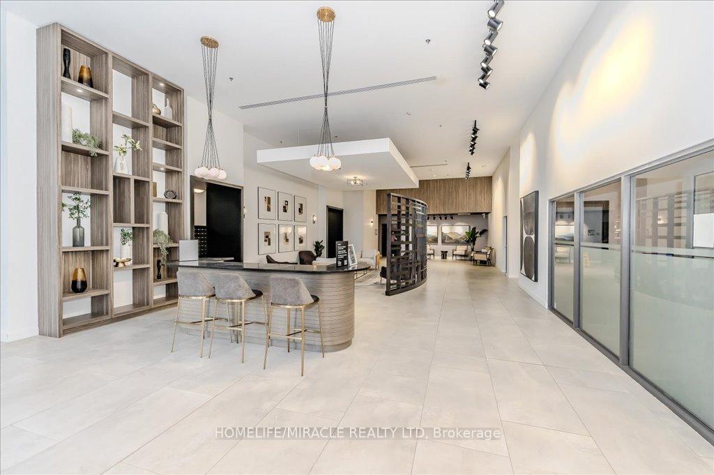 Photo 11 of Unit 1406, 15 Glebe Street, Cambridge — HOMEH