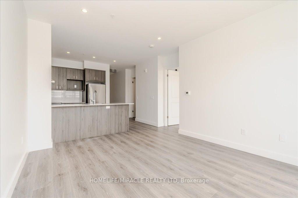 Photo 16 of Unit 1406, 15 Glebe Street, Cambridge — HOMEH