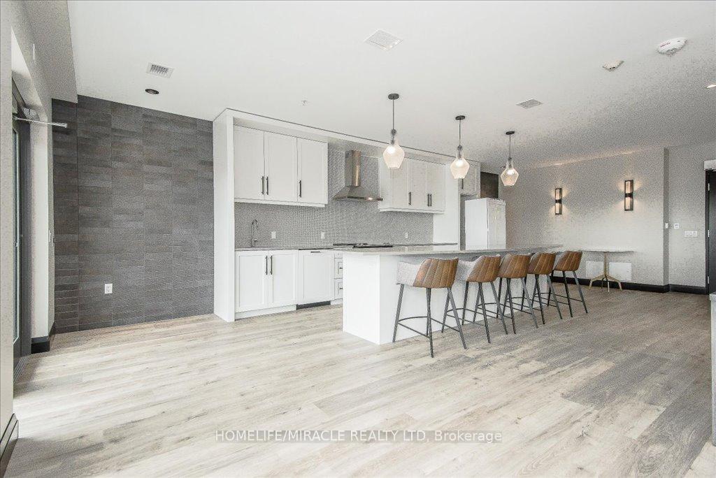 Photo 33 of Unit 1406, 15 Glebe Street, Cambridge — HOMEH
