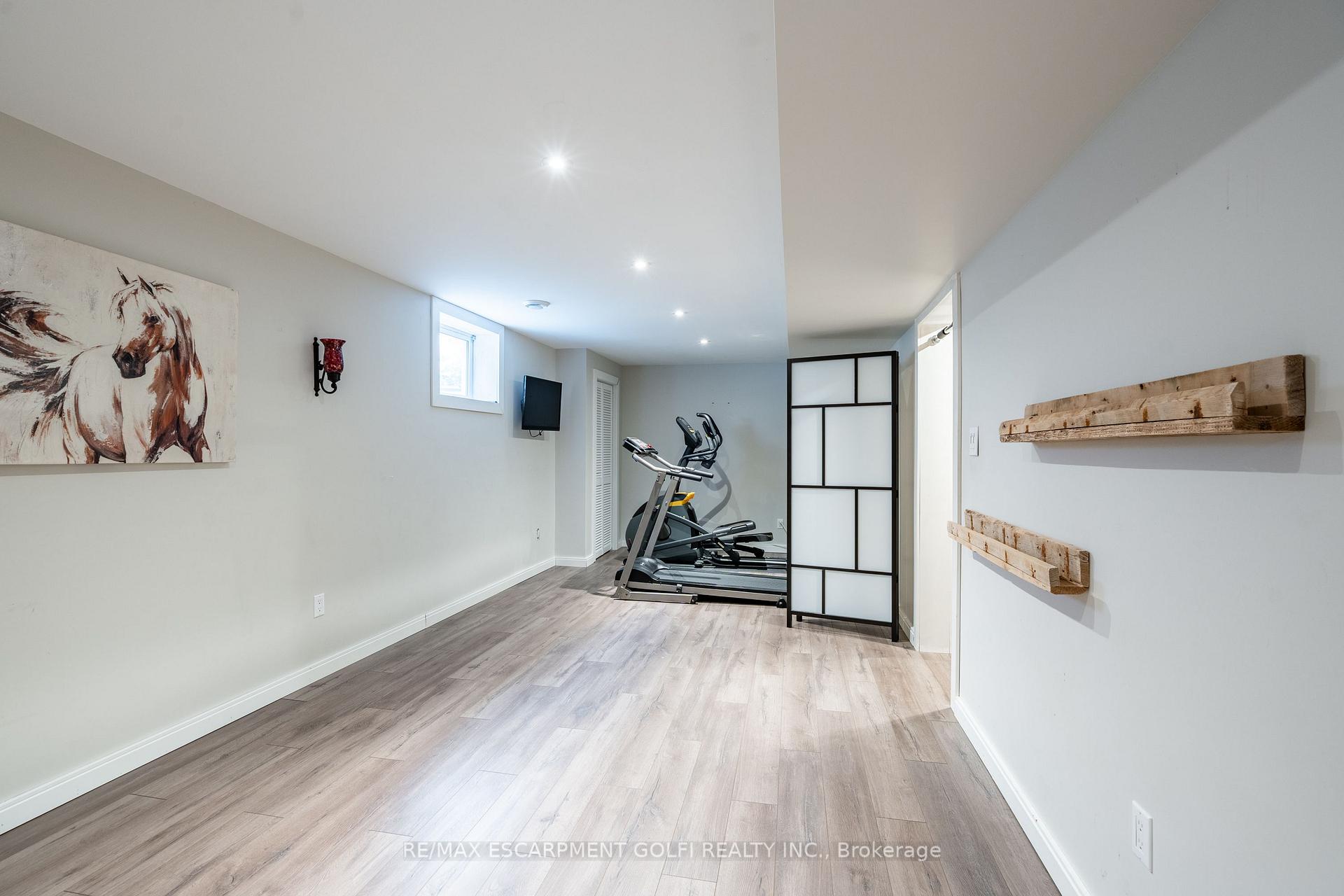 Photo 22 of 11 Sumner Crescent, Grimsby, Grimsby Beach — HOMEH