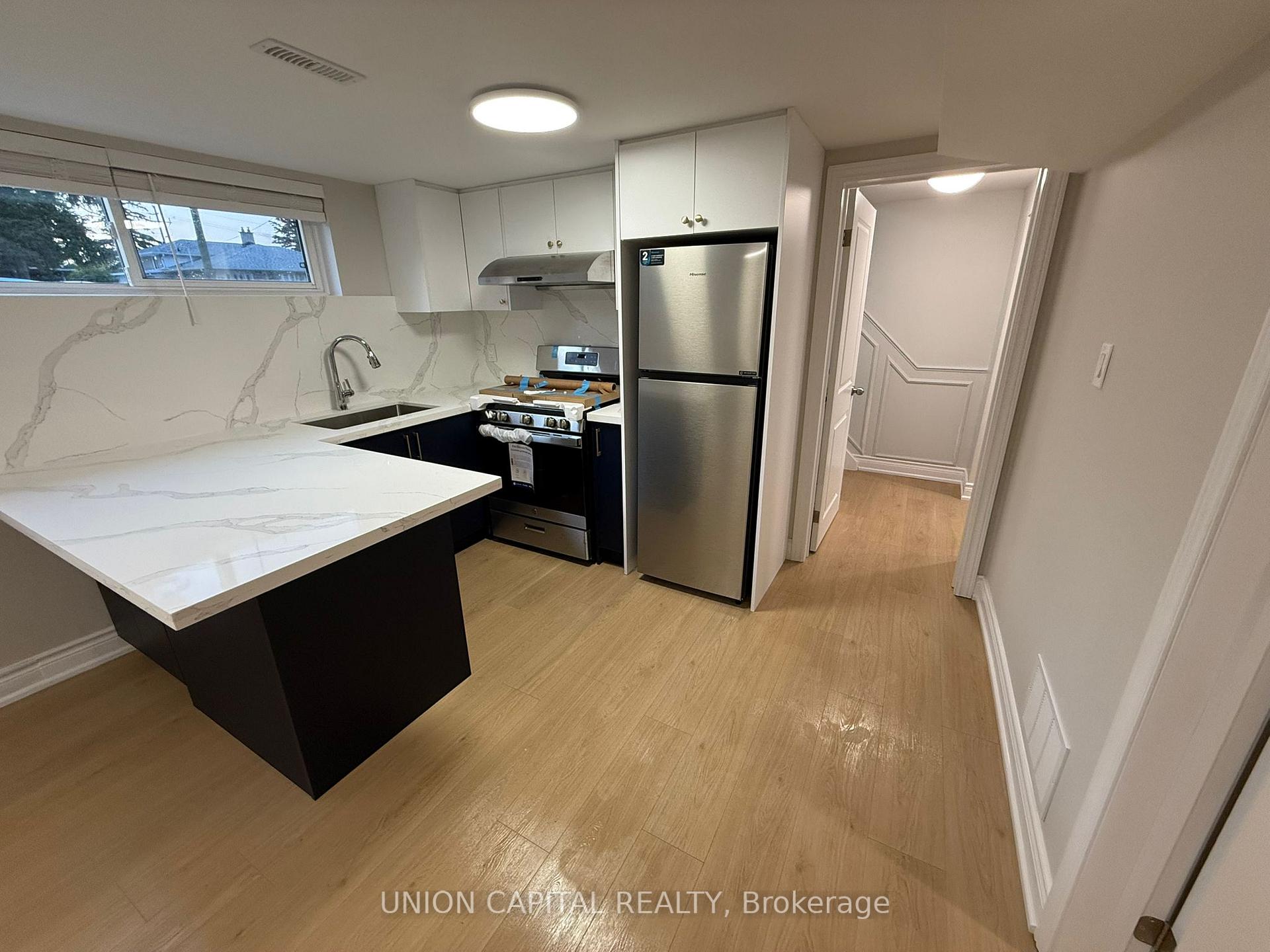 Photo 8 of Unit A, 117 Sherwood Forest Drive, Markham, Bullock — HOMEH
