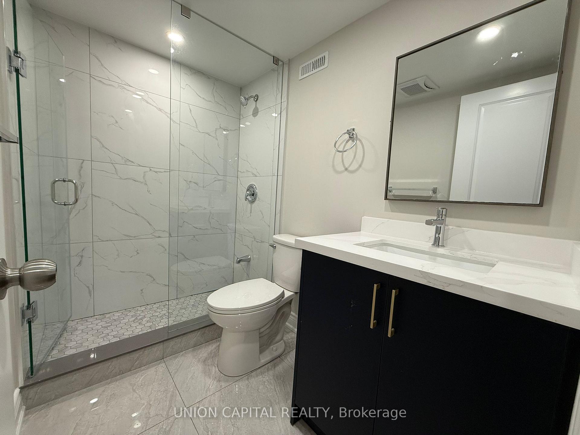 Photo 4 of Unit A, 117 Sherwood Forest Drive, Markham, Bullock — HOMEH