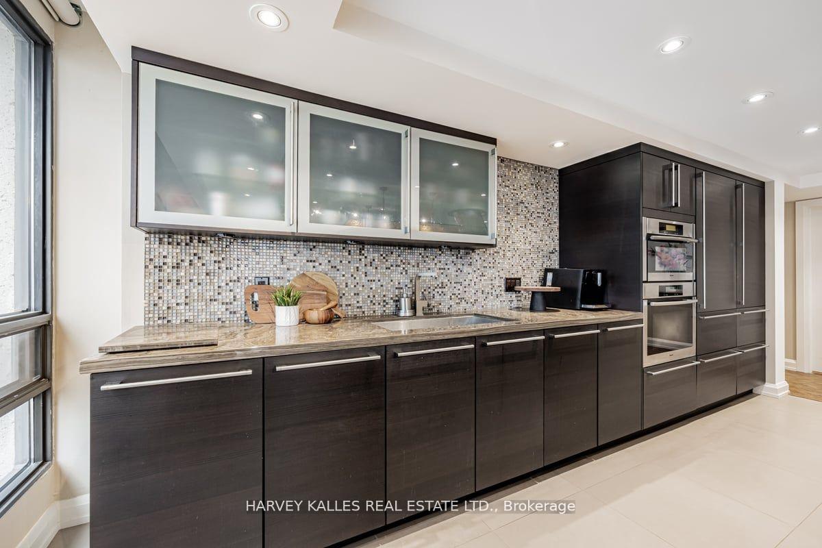 Photo 6 of Unit PH09, 447 Walmer Road, Toronto, Forest Hill South — HOMEH