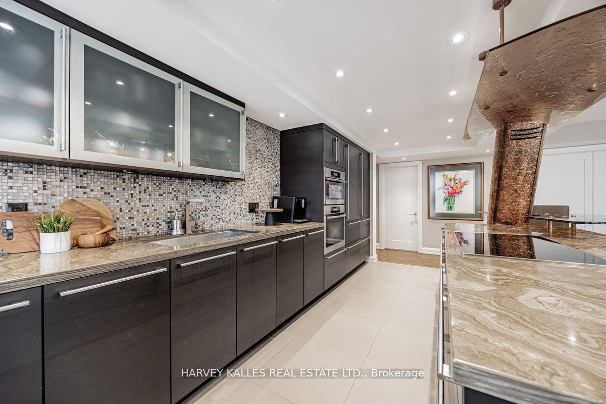 Photo 4 of Unit PH09, 447 Walmer Road, Toronto, Forest Hill South — HOMEH