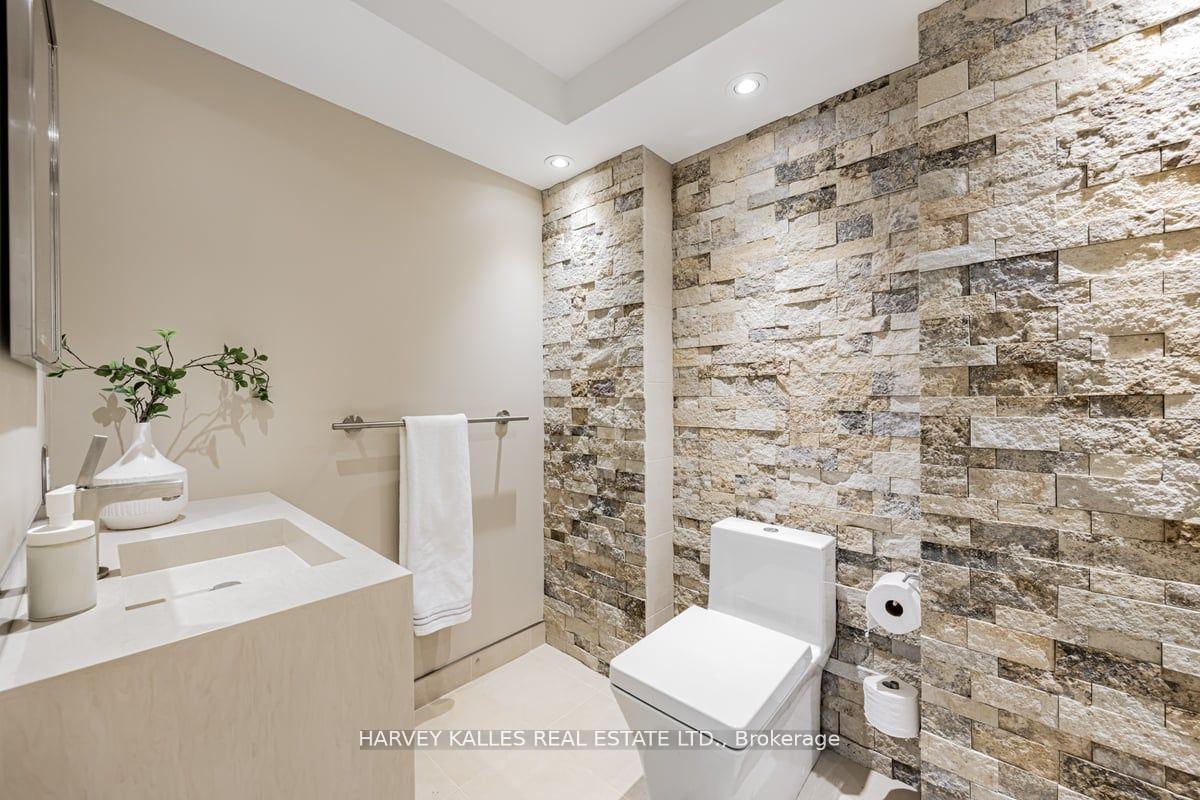 Photo 20 of Unit PH09, 447 Walmer Road, Toronto, Forest Hill South — HOMEH