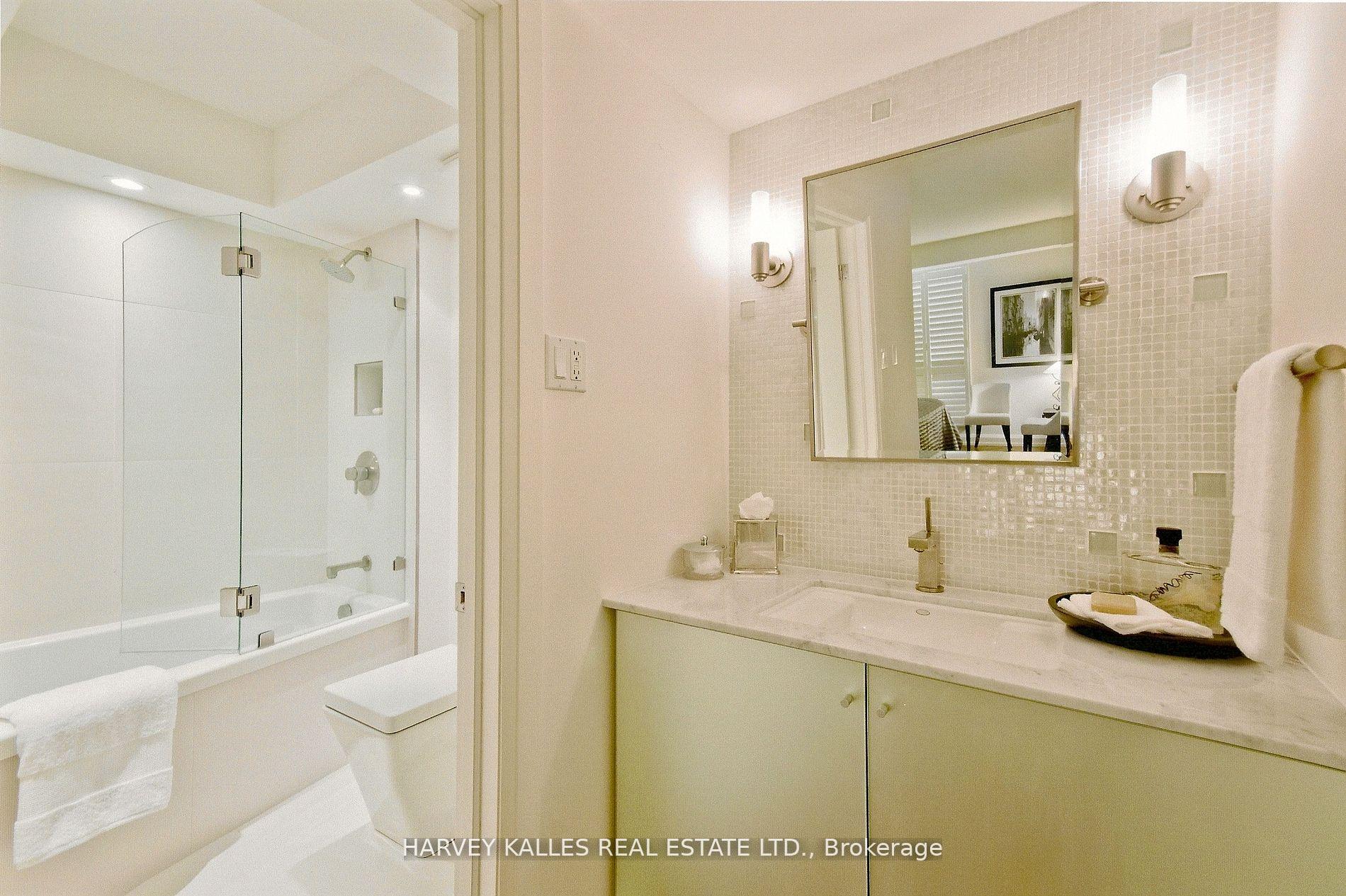 Photo 24 of Unit PH09, 447 Walmer Road, Toronto, Forest Hill South — HOMEH