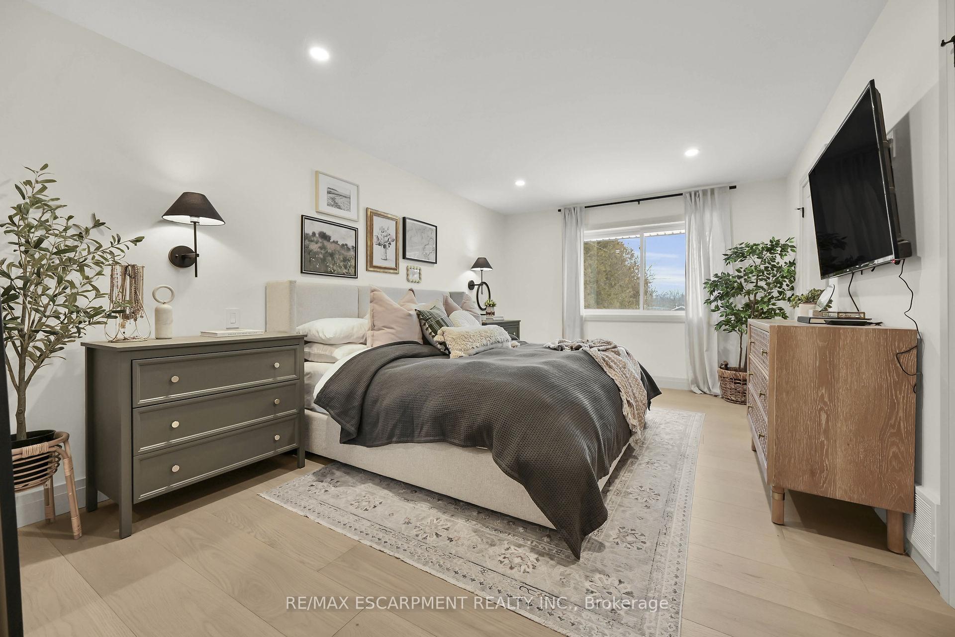 Photo 17 of 451 Mines Road, Haldimand — HOMEH