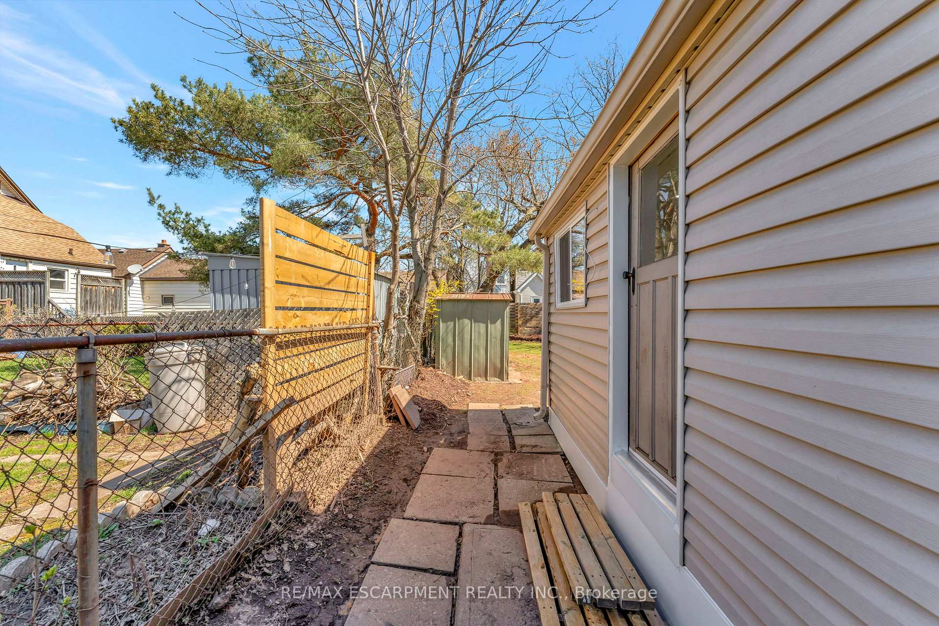 Photo 22 of 24 Carlisle Street, Hamilton, Crown Point — HOMEH