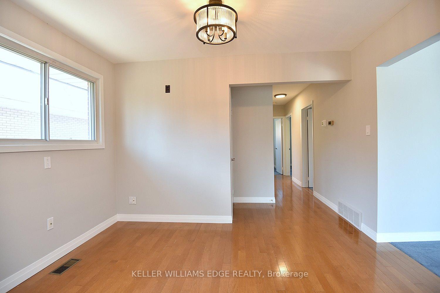 Photo 37 of 24 Burrwood Drive, Hamilton, Rolston — HOMEH