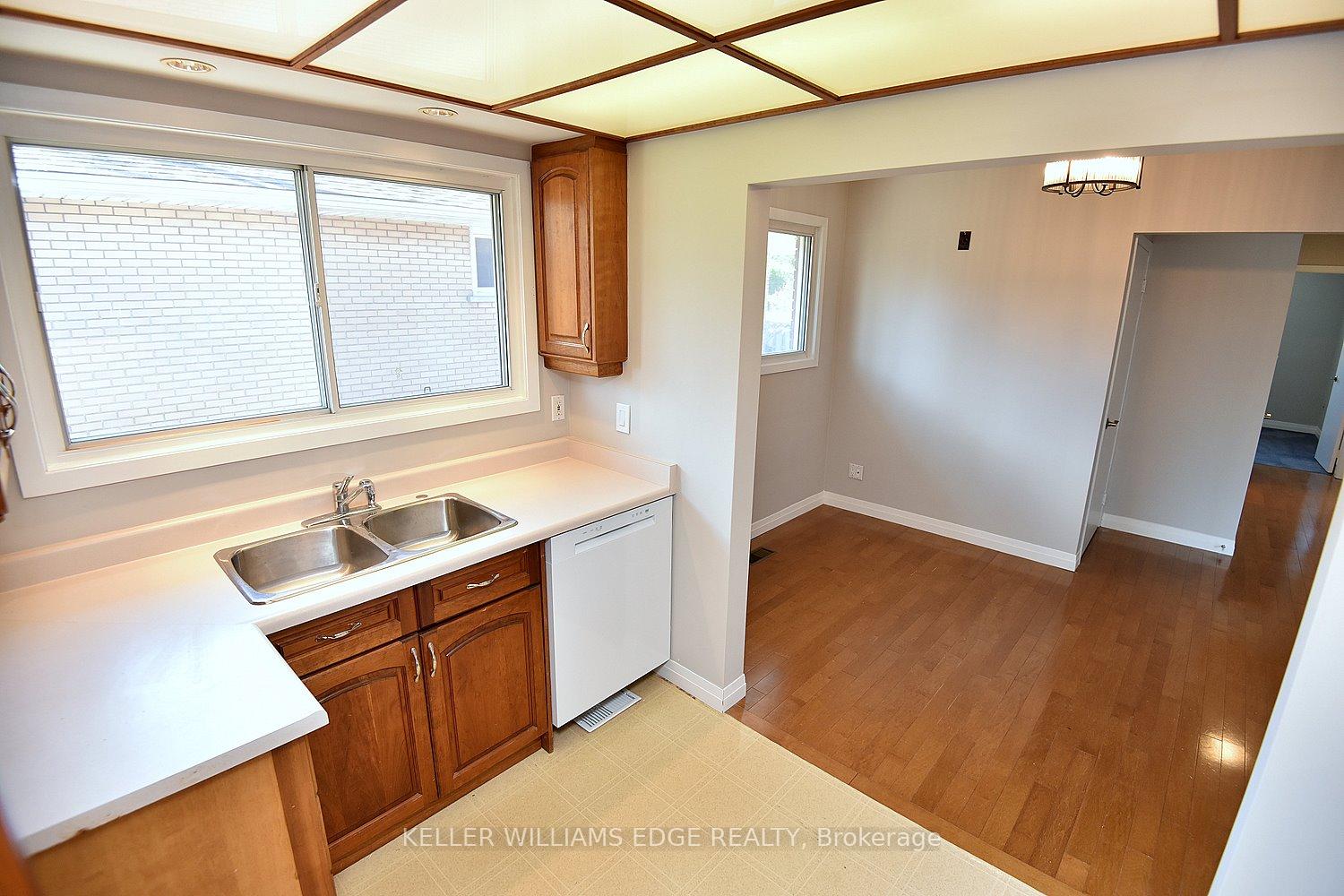 Photo 17 of 24 Burrwood Drive, Hamilton, Rolston — HOMEH