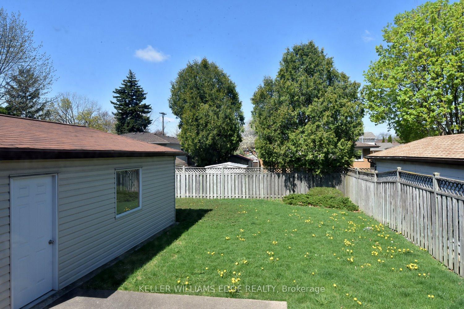 Photo 43 of 24 Burrwood Drive, Hamilton, Rolston — HOMEH