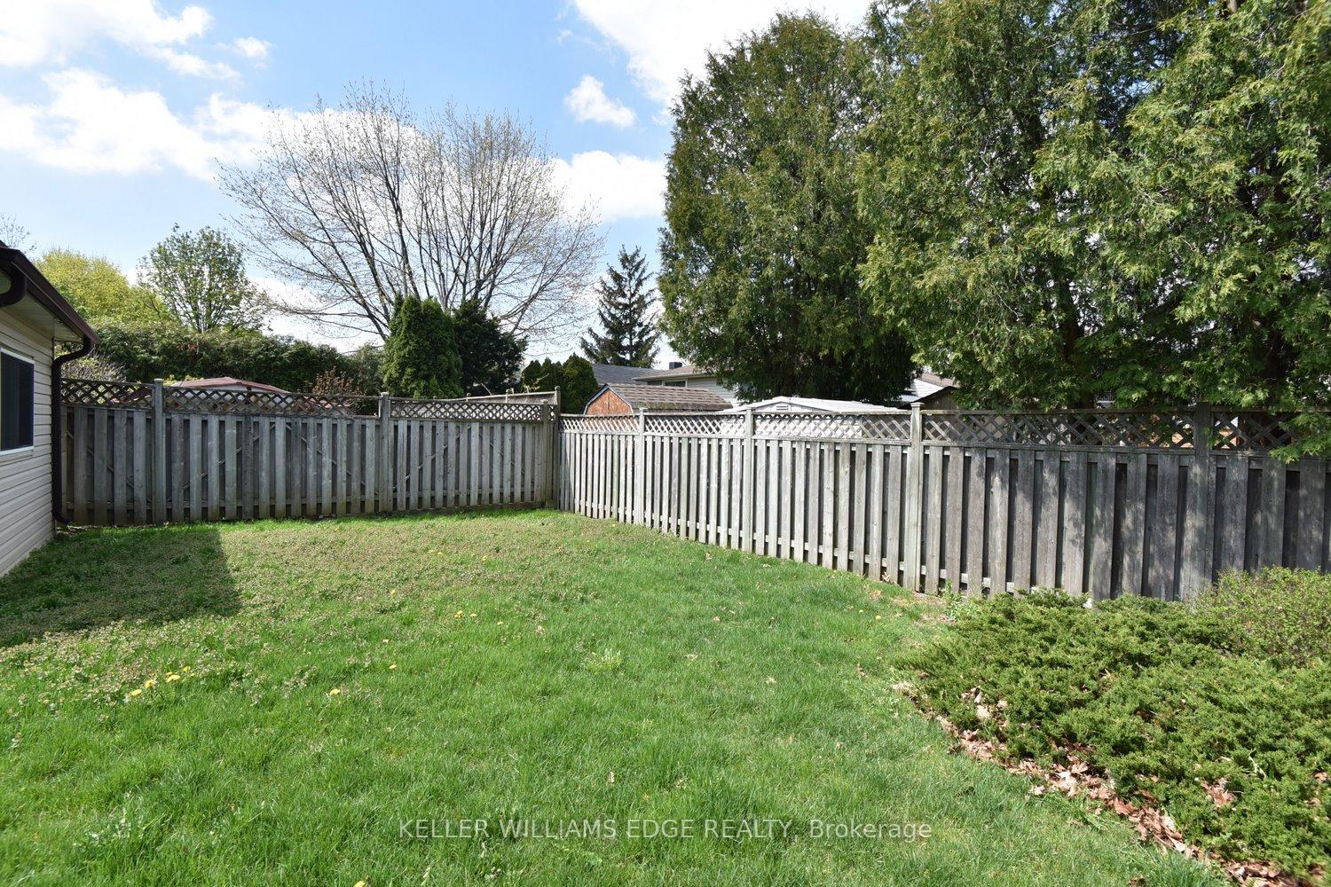 Photo 29 of 24 Burrwood Drive, Hamilton, Rolston — HOMEH