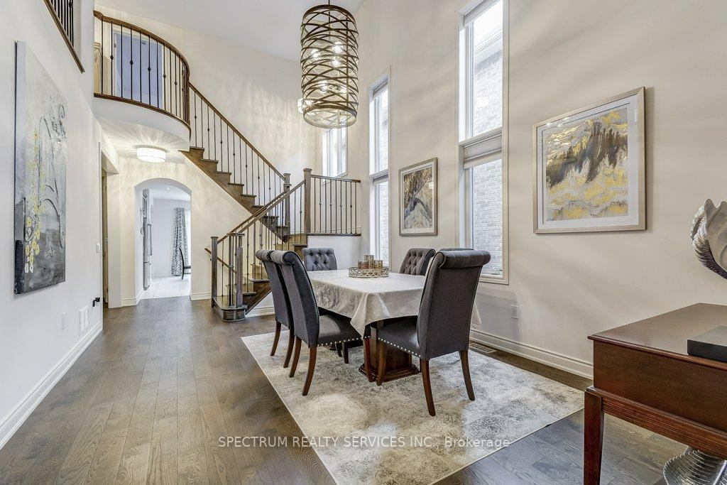 Photo 1 of 35 Chaumont Drive, Hamilton, Stoney Creek Mountain — HOMEH