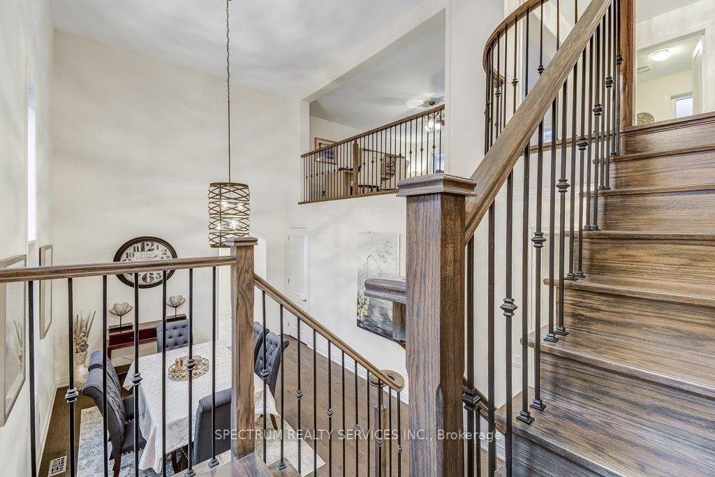 Photo 33 of 35 Chaumont Drive, Hamilton, Stoney Creek Mountain — HOMEH