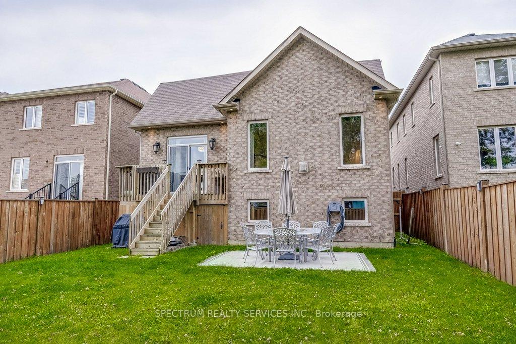 Photo 39 of 35 Chaumont Drive, Hamilton, Stoney Creek Mountain — HOMEH