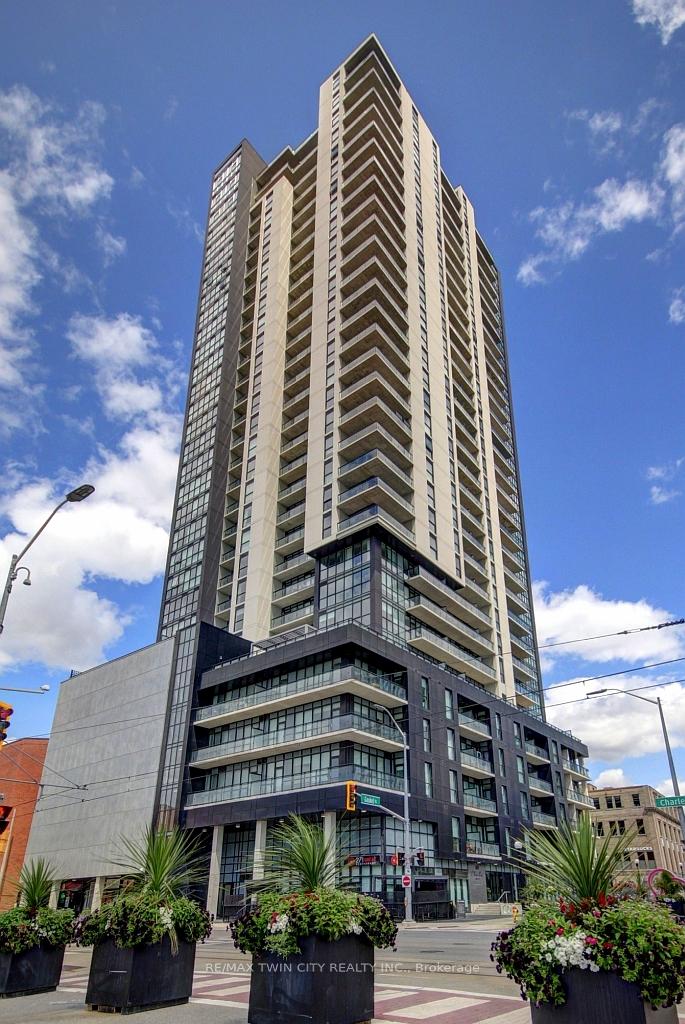 Front of Unit 1805, 60 Charles Street W